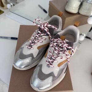 Sanctuary Silver and Gray Women's Sneakers